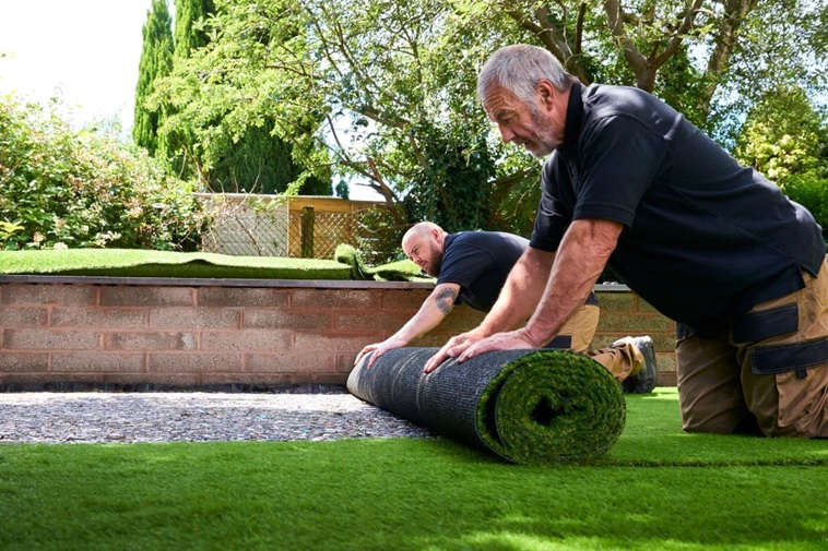 The perfect turf: 6 questions to ask your commercial artificial grass installer
